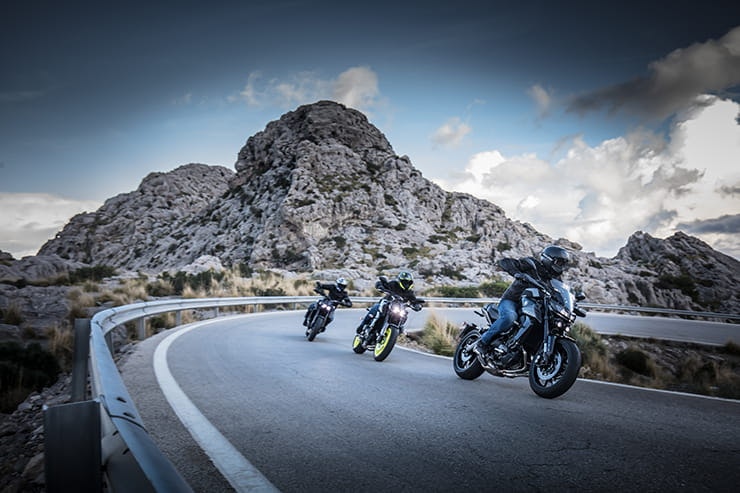 Yamaha MT-09 2013 2017 Review Used Price Spec_04
