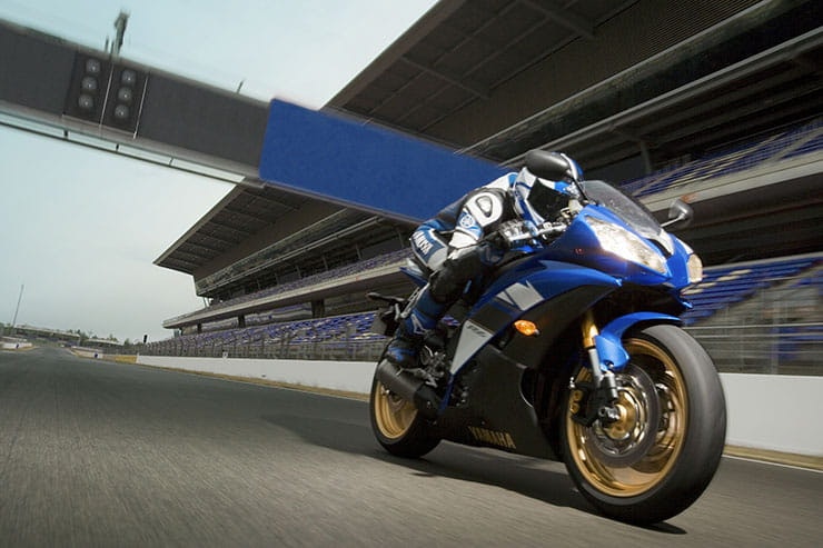 Yamaha YZF-R6 (2006-2016): Review & Buying Guide