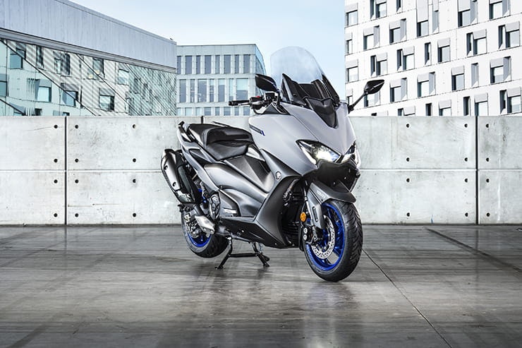 Yamaha TMAX (2020) - We ride Yamaha