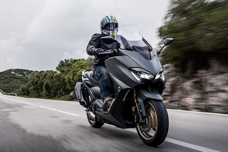 Yamaha TMAX (2020) - We ride Yamaha