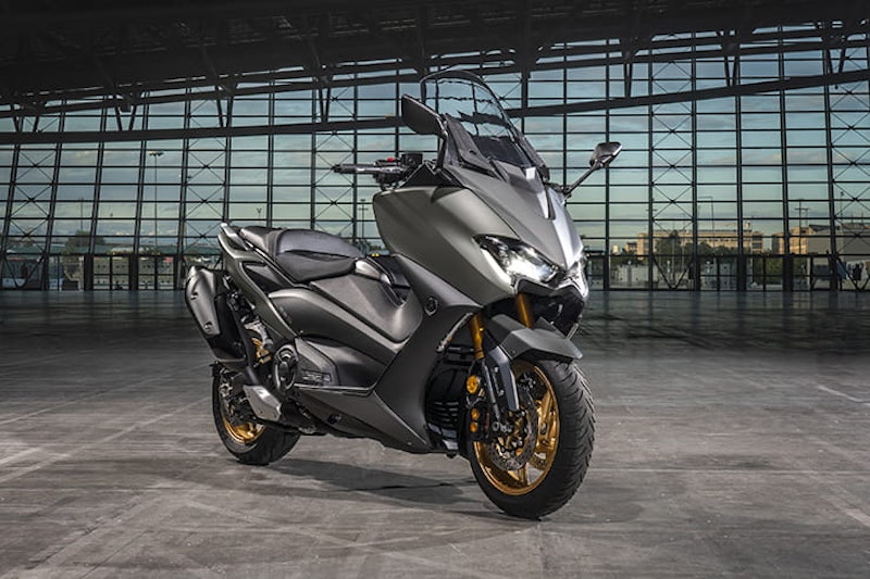 Yamaha TMAX (2020) - We ride Yamaha