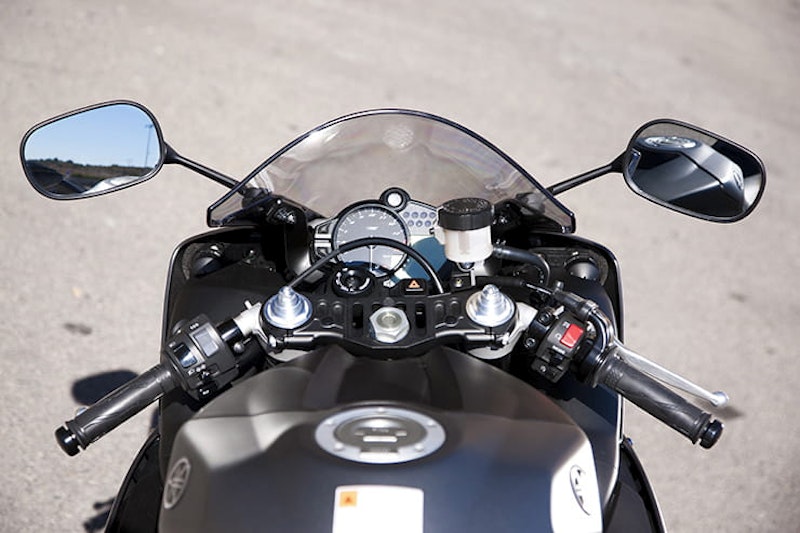 Yamaha YZF-R1 2012 2014 Review Used Guide_04