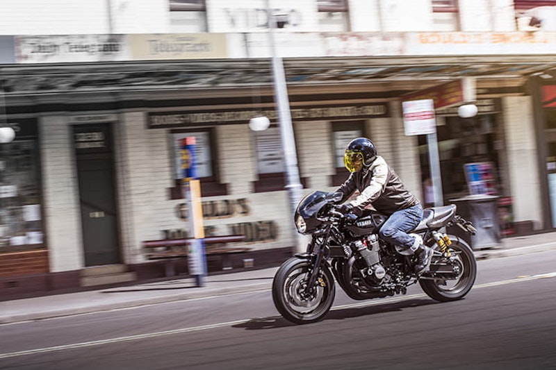 Yamaha XJR1300 2015 Review Used Price Spec_10