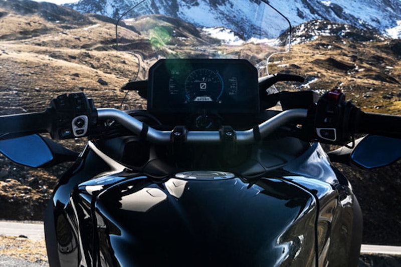 2023 Yamaha Niken GT Review Price Spec_10