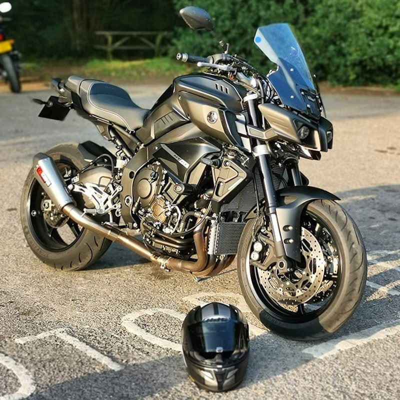 Yamaha MT-10 Review 2022_42