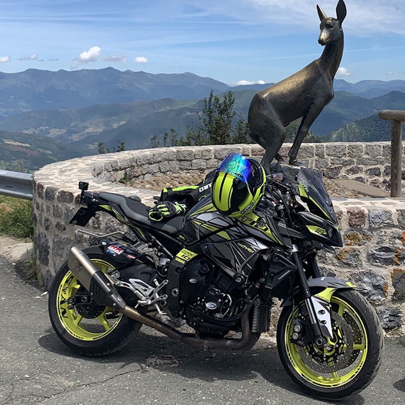 Yamaha MT-10 Review 2022_43