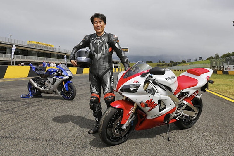 1998 Yamaha YZF-R1 Review Used Price Spec_13