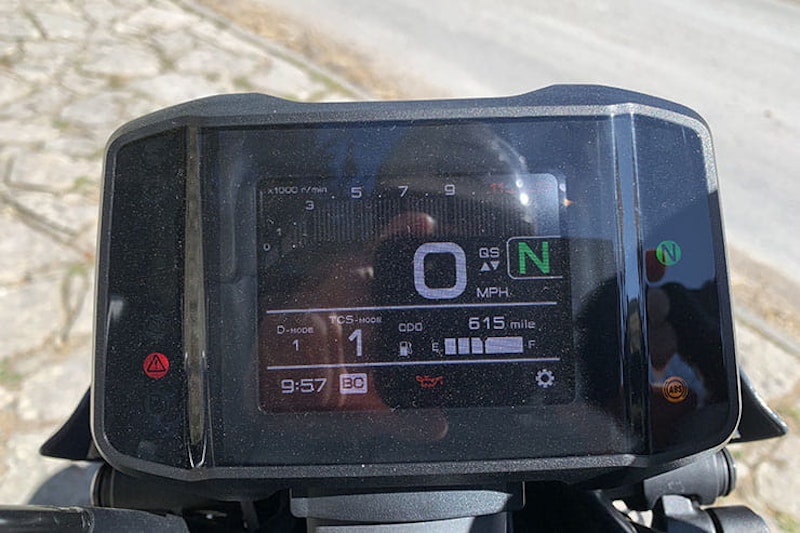 2021 Yamaha MT-09 review road test price (16)