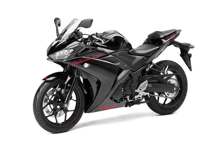 Yamaha YZF-R3 2015 2019 Reviews Price Spec Used_02