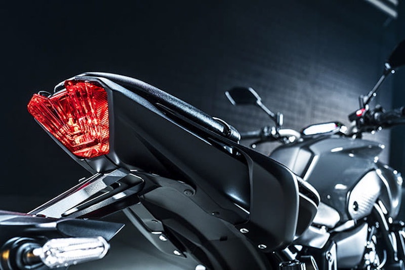 Yamaha MT-07 2021 Review Price Spec_25