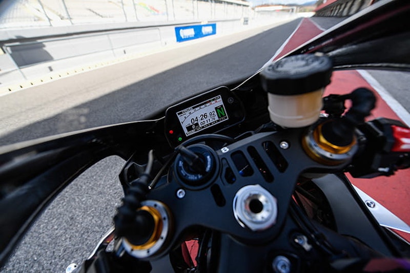 Yamaha_R1M_2018