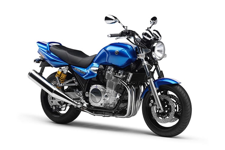 1999 Yamaha XJR1300 Review Used Price_23