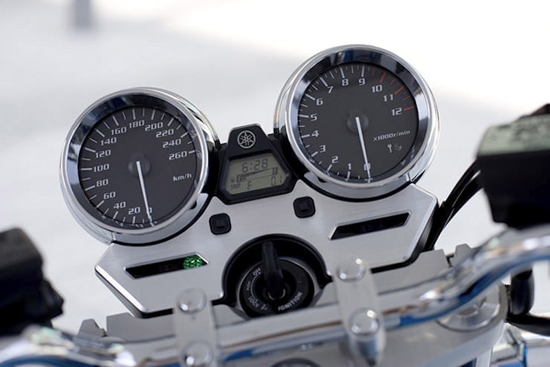 1999 Yamaha XJR1300 Review Used Price_22