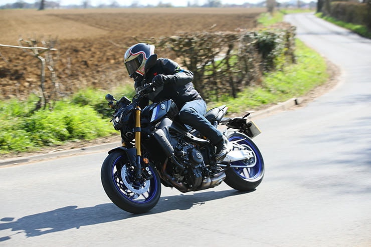 Yamaha MT09 SP 2021 Review Price Spec_060