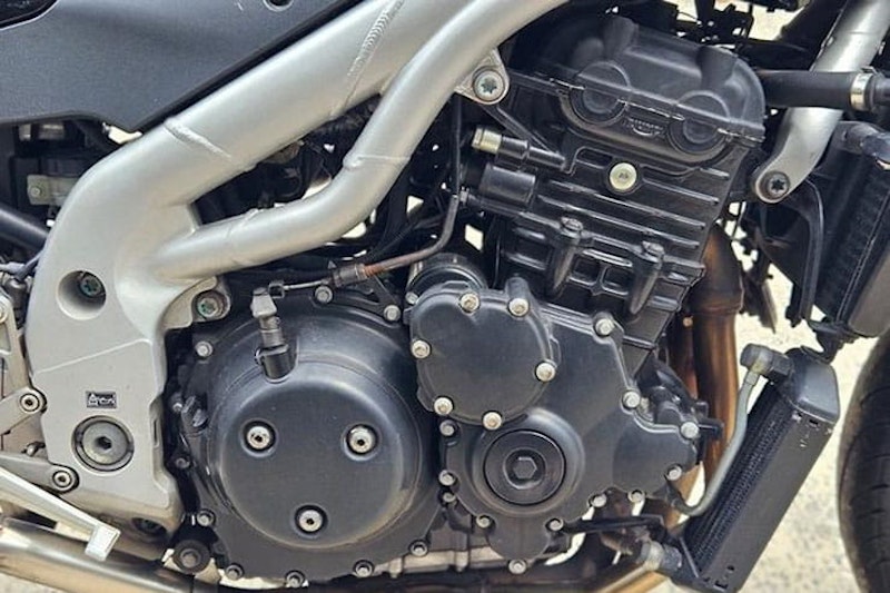 1999 Triumph Speed Triple 955 Review Details Used Price Spec_09