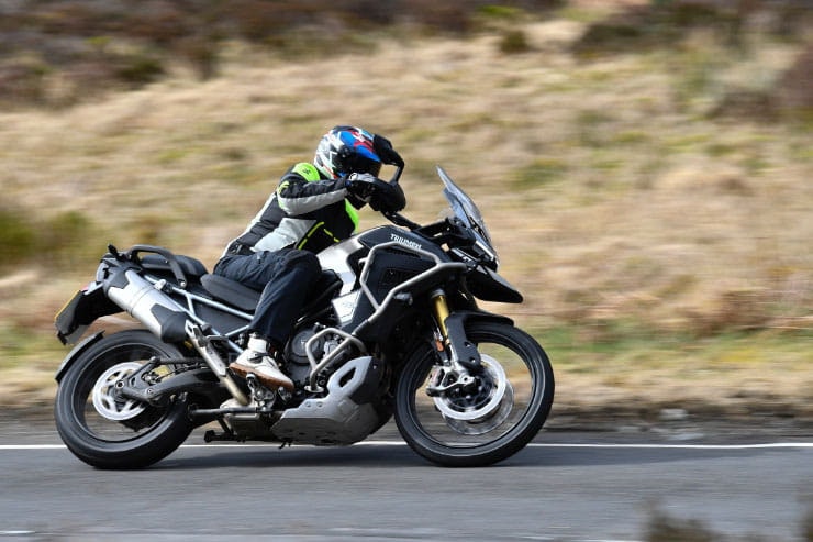 2024 Triumph Tiger 1200 Review Details Price Spec_202
