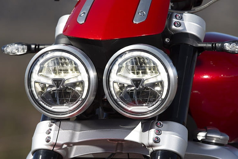 Triumph Rocket 3 R & GT (2020) – Launch Review