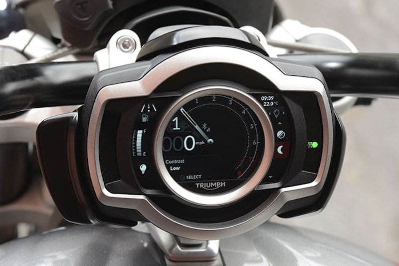 Triumph Rocket 3 R & GT (2020) – Launch Review