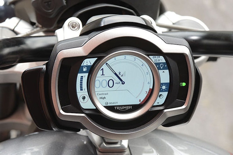 Triumph Rocket 3 R & GT (2020) – Launch Review