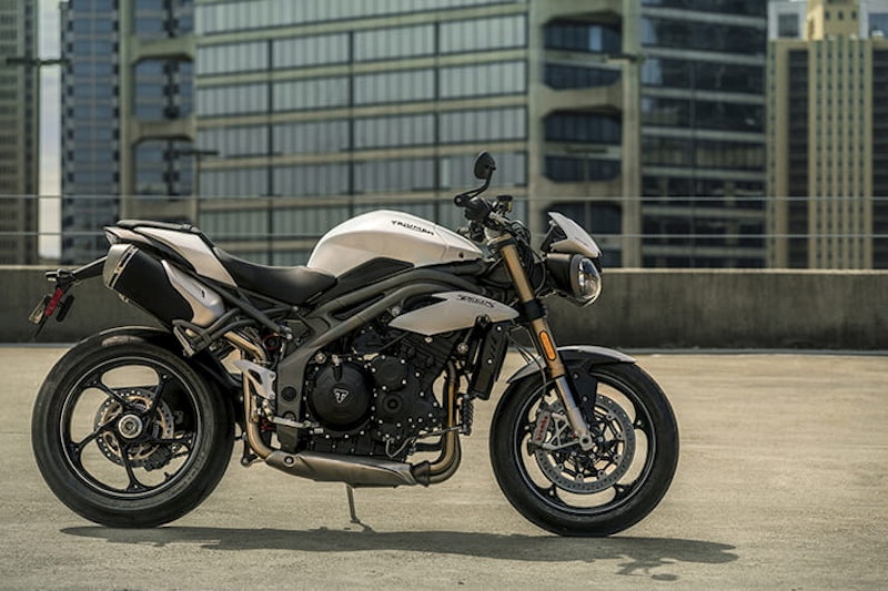 Triumph Speed Triple S RS 2018 Review Price Spec Used_11