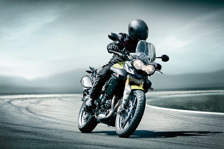 Triumph Tiger 800 XC Review Used Price Spec_09