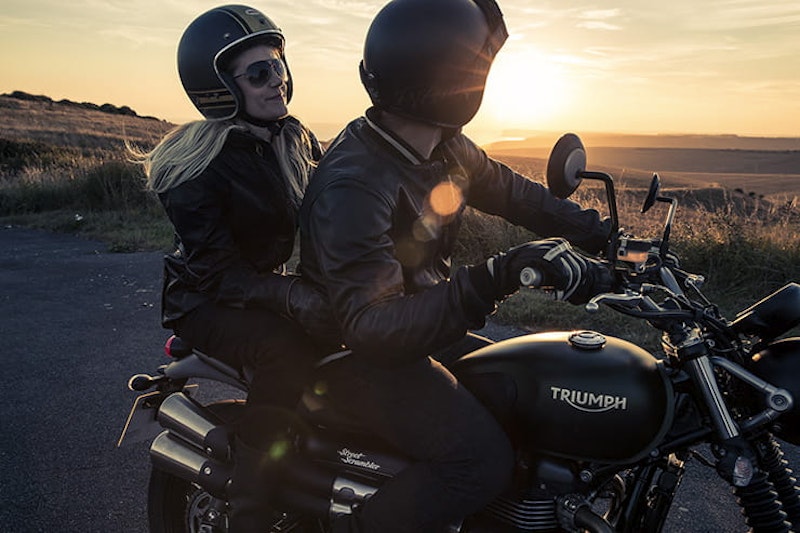 Triumph Street Scrambler 2017 Review Used Guide_08