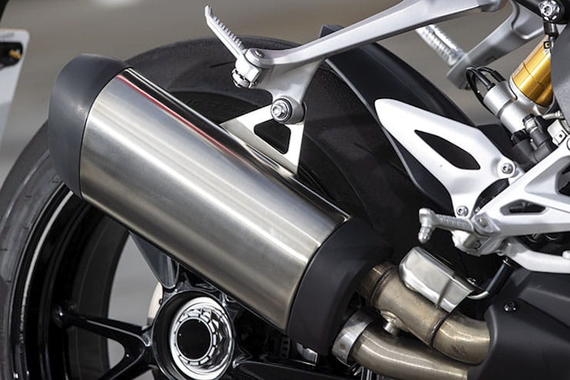 Triumph Speed Triple 1200 RR 2022 Review Details Price Spec_80