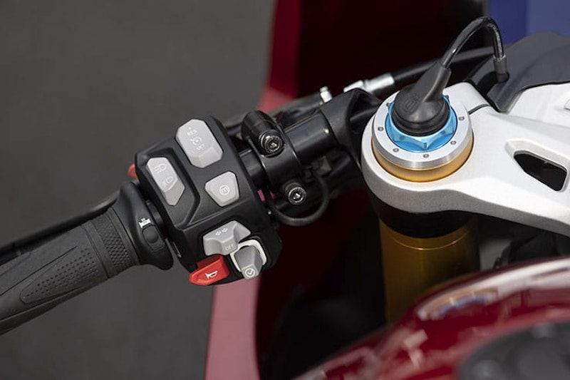 Triumph Speed Triple 1200 RR 2022 Review Details Price Spec_94