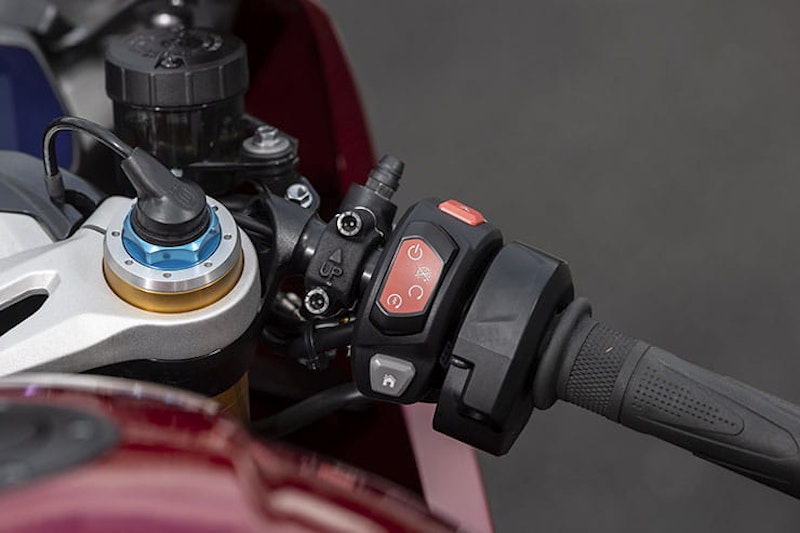 Triumph Speed Triple 1200 RR 2022 Review Details Price Spec_95