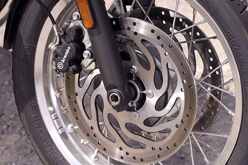 Triumph Bonneville T120 2021 Review Price Spec_46