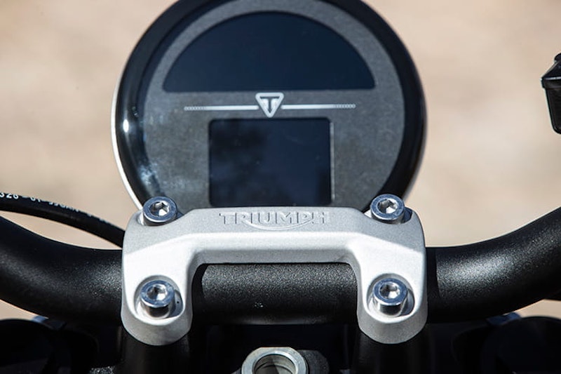 Triumph Trident 660 2021 Review Price Spec_24