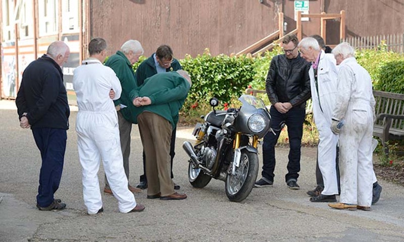 Triumph Thruxton R Track Racer - ride and review