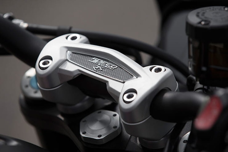 Triumph_Speed_Triple_RS_BikeSocial