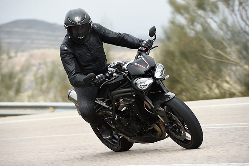 Triumph_Speed_Triple_RS_BikeSocial