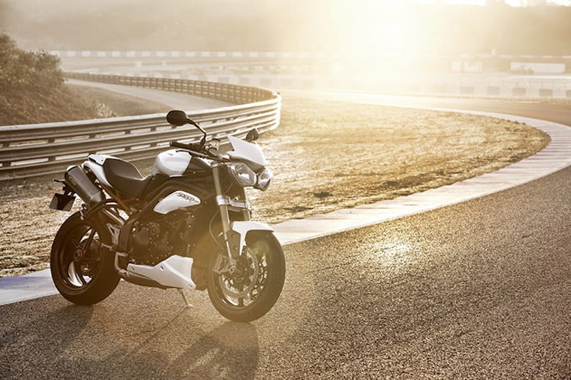 Triumph Speed Triple R (2012-2015): Review & Buying Guide