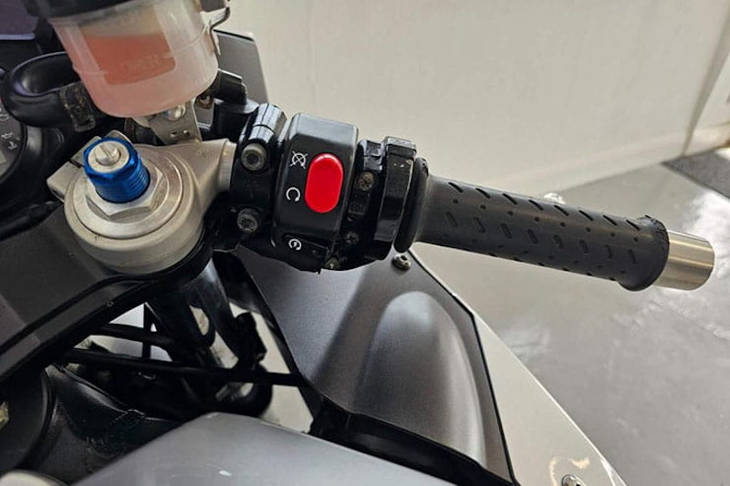 2003 Triumph Daytona 600 650 Review Details used price Spec_13