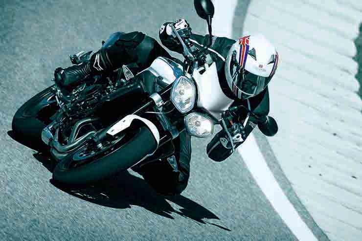 Triumph Street Triple 2008 Used Review Price Spec_04