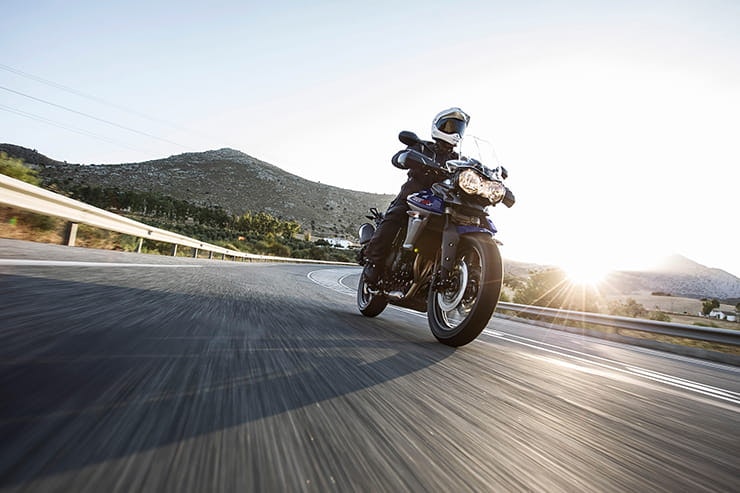 Triumph Tiger XRx 2015 Review Used Price Spec_01