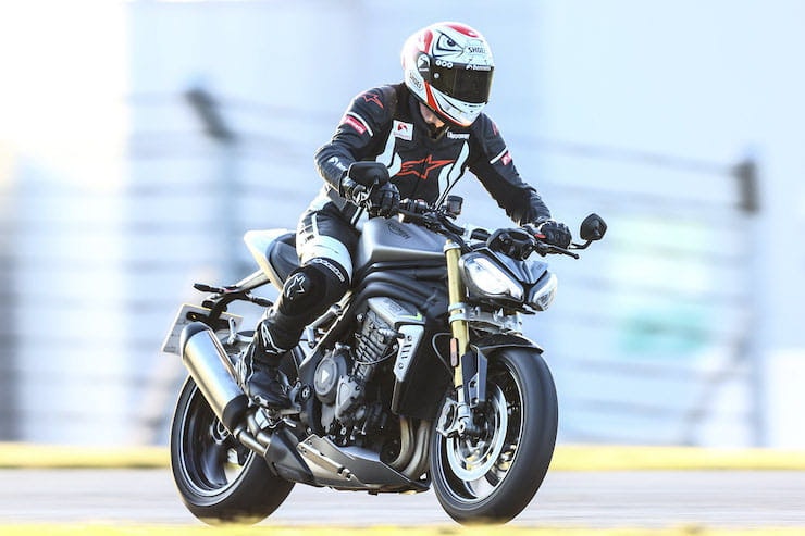 New Triumph Speed Triple 1200 RS Review (2021) | Bennetts