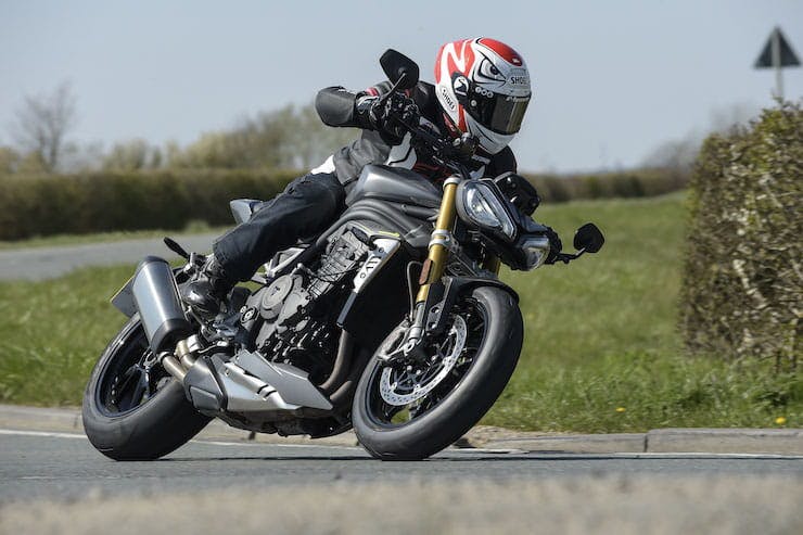 Triumph Speed Triple 1200 RS 2021 Review