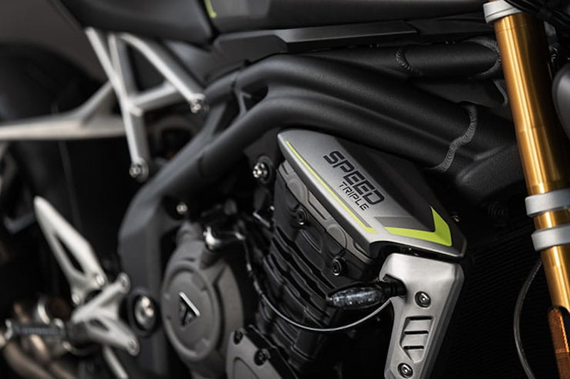 Triumph Speed Triple 1200 RS 2021 Details Price Spec_17
