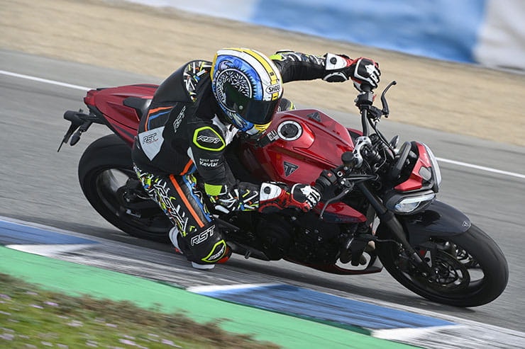 2023 Triumph Street Triple 765 Review Price Spec_105