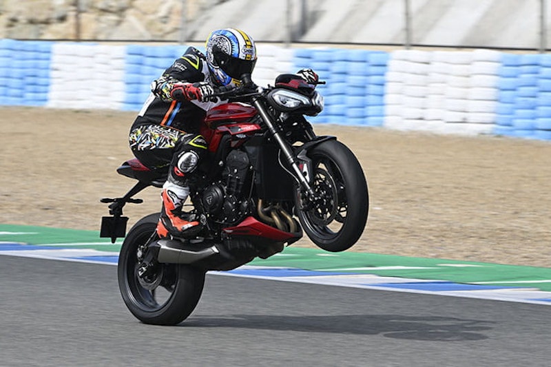 2023 Triumph Street Triple 765 Review Price Spec_104