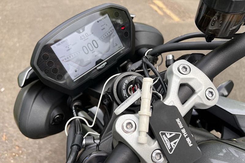 2023 Triumph Street Triple 765 Review Price Spec_206