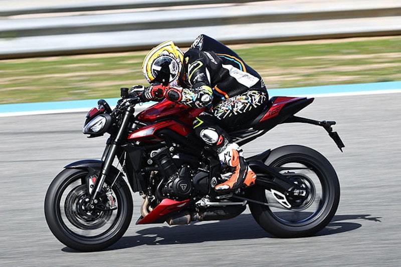 2023 Triumph Street Triple 765 Review Price Spec_116