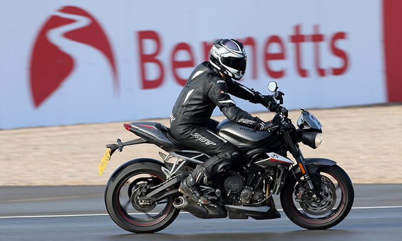Triumph street triple review