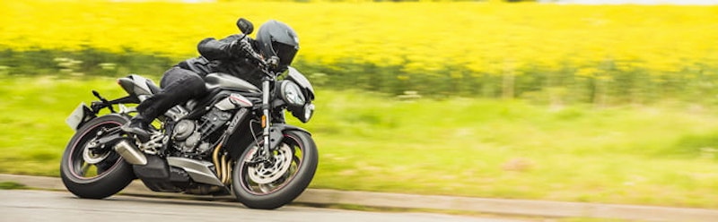 Triumph Street Triple (2018) BikeSocial Review