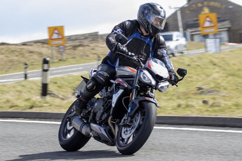 2022 Triumph  Street Triple RS_Darren