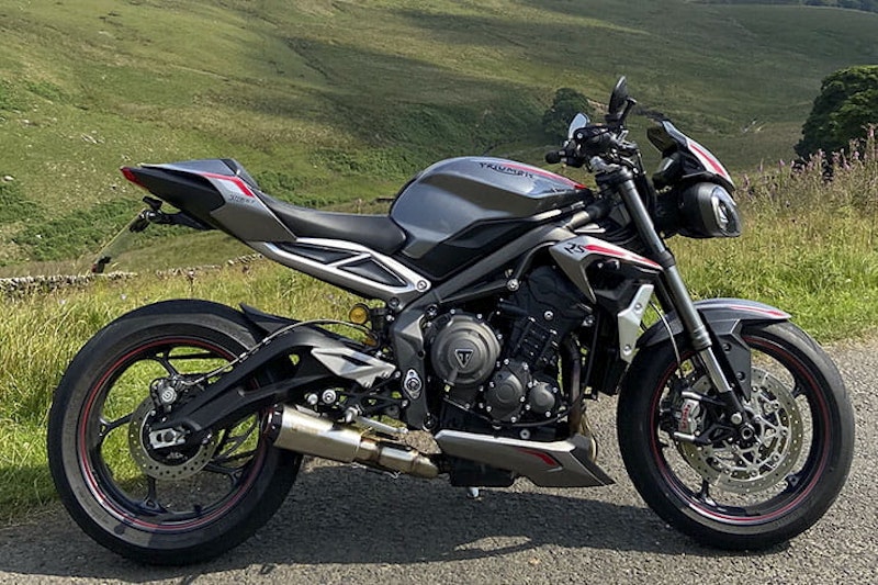 2022 Triumph  Street Triple RS_Tim