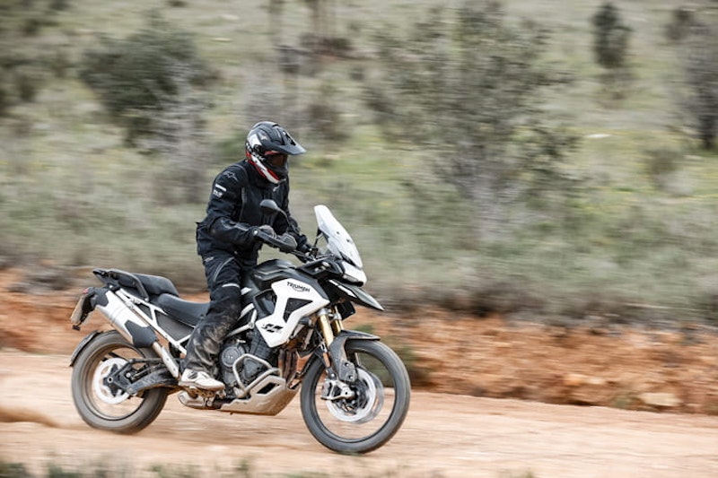 Triumph Tiger 1200 GT Pro Explorer 2022 Review Price Spec_24